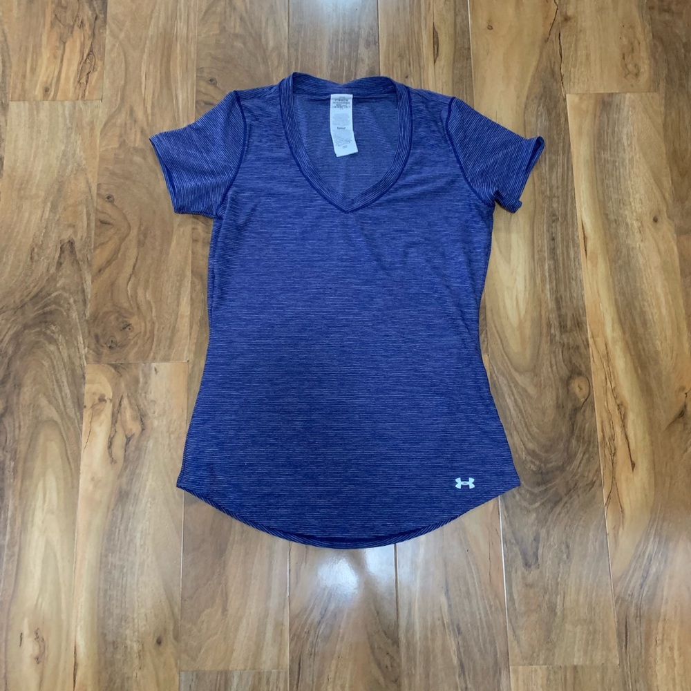 💥SOLD💥Under Armour Tee